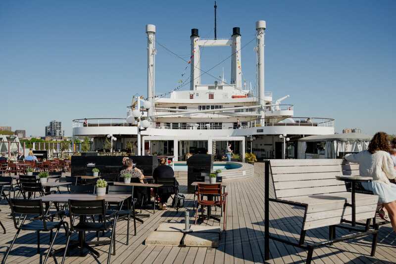 Lido Grill terras.
